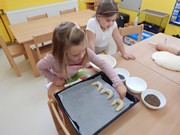 Pečeme ve školce - od zrníčka po rohlík